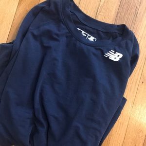 NEW BALANCE SZ MENS SMALL LONG SLEEVE